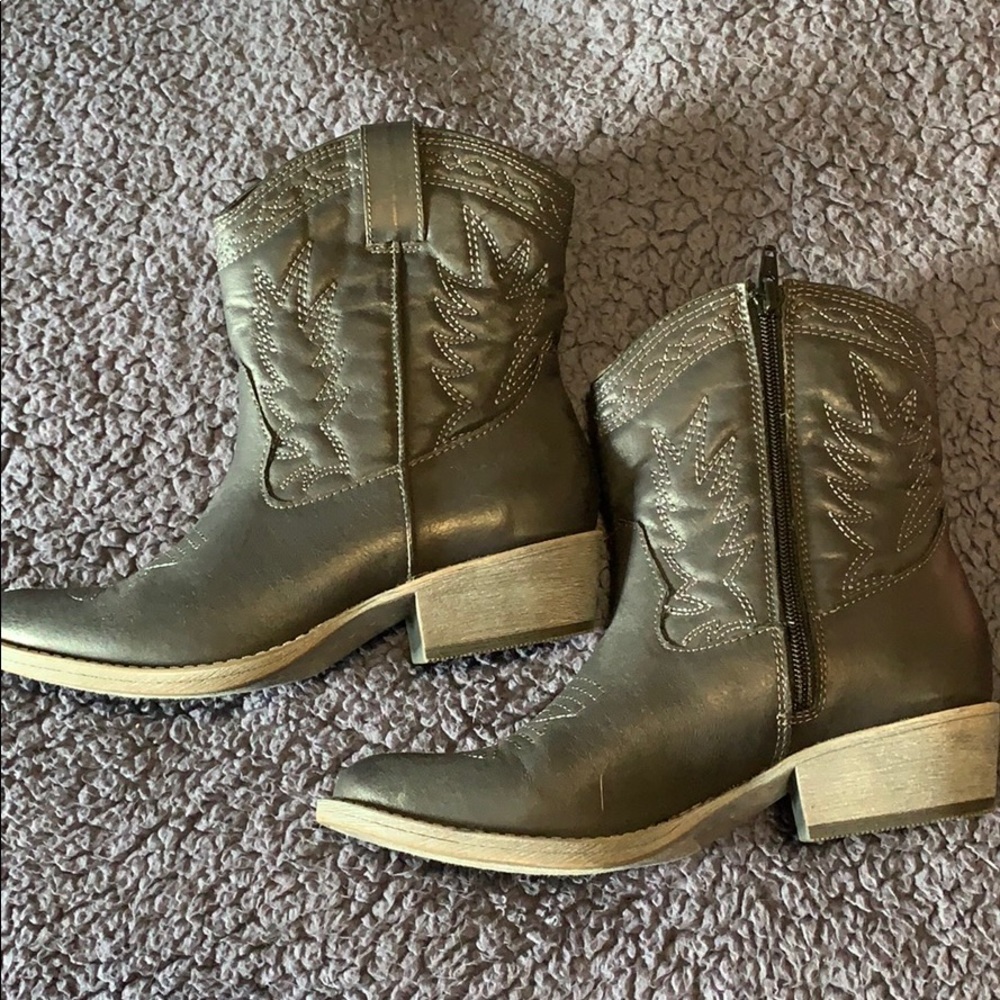 Free People Vegan Ranch Boots size 6
